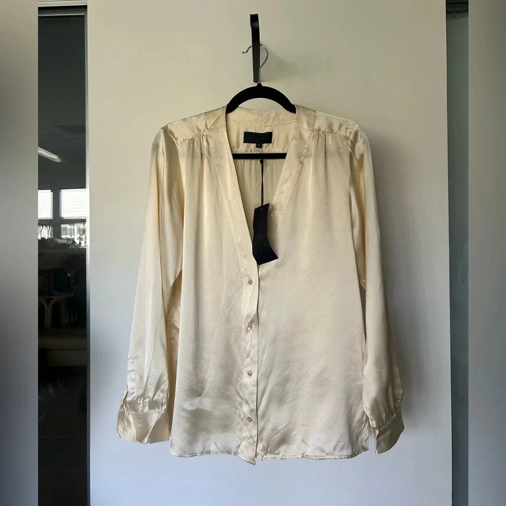 NWT Nili Lotan Elsie silk blouse champagne Size M - Picture 4 of 11